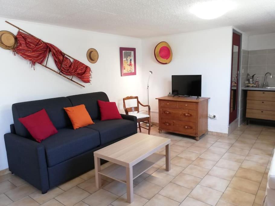 Studio 28M2 Climatise,Wifi, Proche Des Calanques,Plages La Ciotat Dış mekan fotoğraf