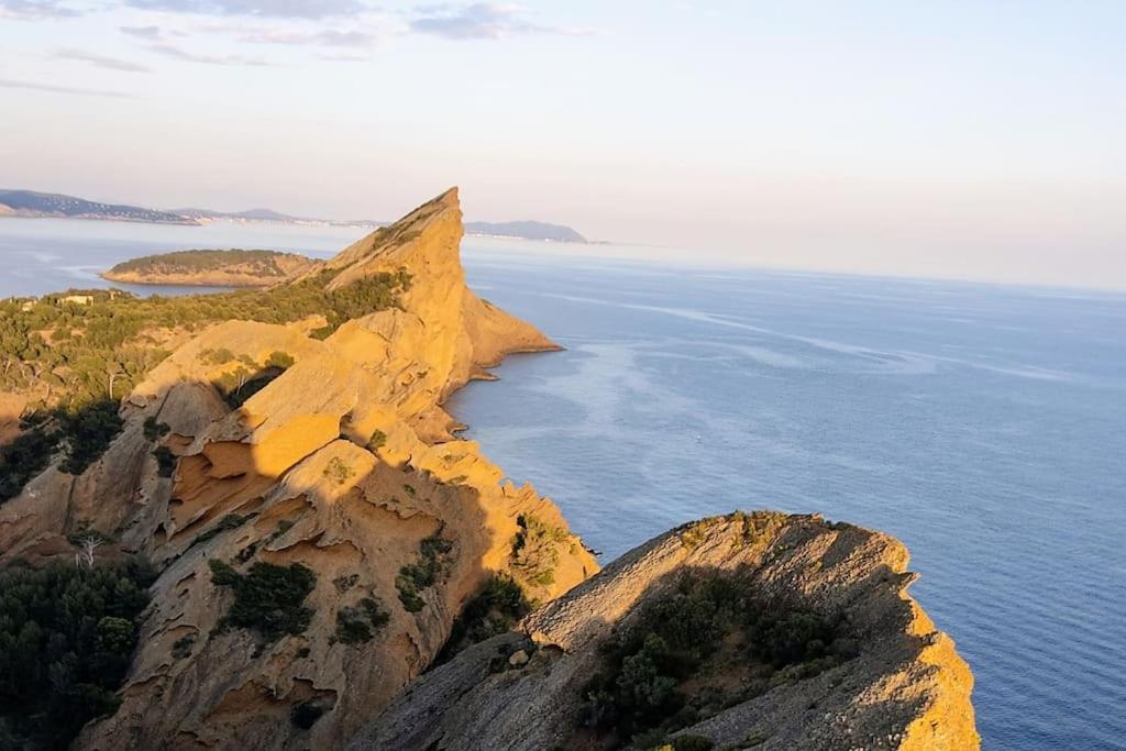 Studio 28M2 Climatise,Wifi, Proche Des Calanques,Plages La Ciotat Dış mekan fotoğraf